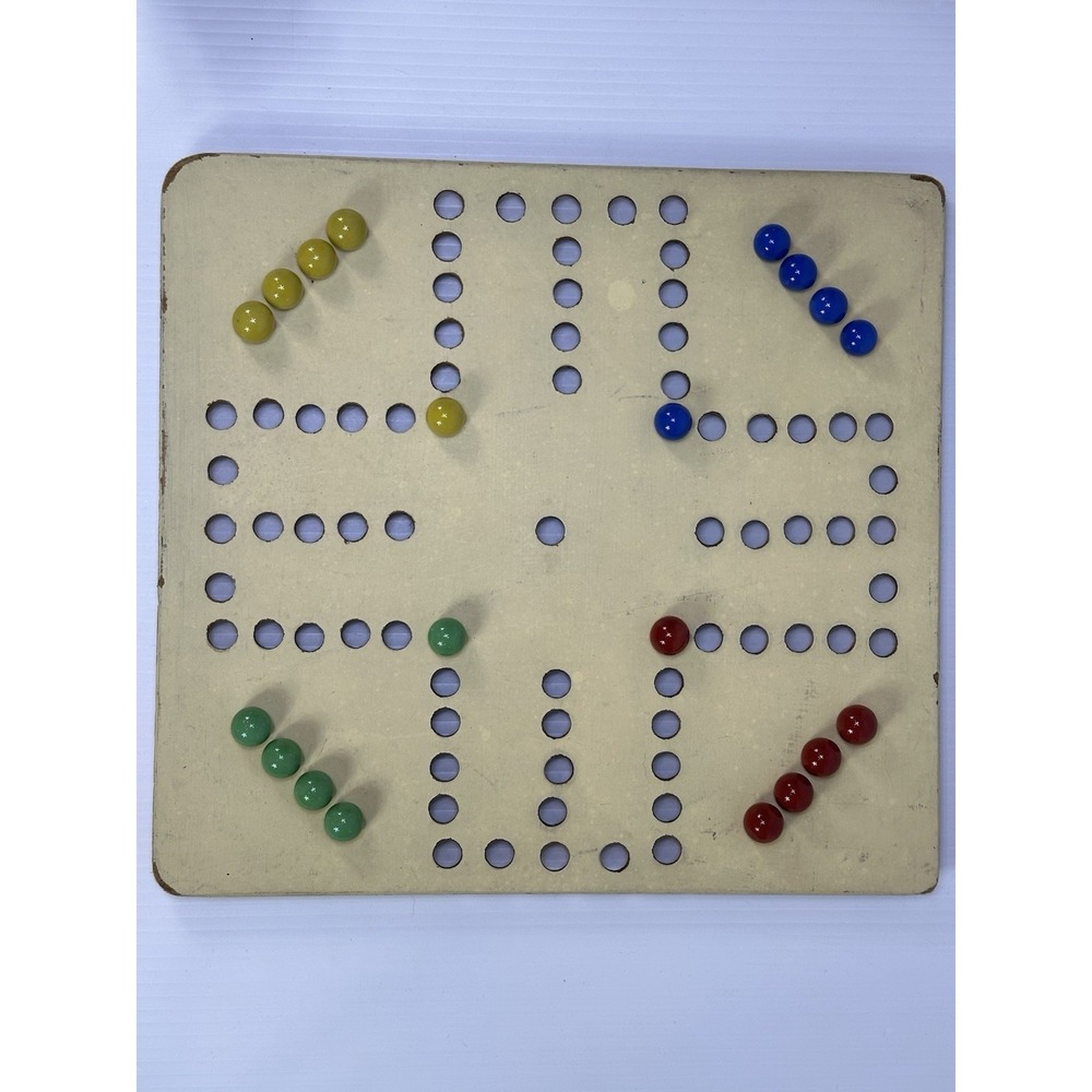 Vintage A Spaulding Original Wa Hoo Board Game Glass Marbles‎ Game Pieces USA